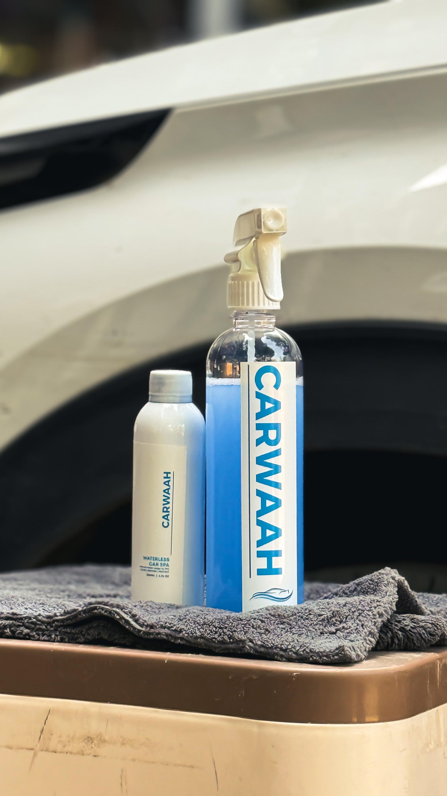 Carwaah - The Waterless Car Spa Kit - JUST SPRAY & WIPE